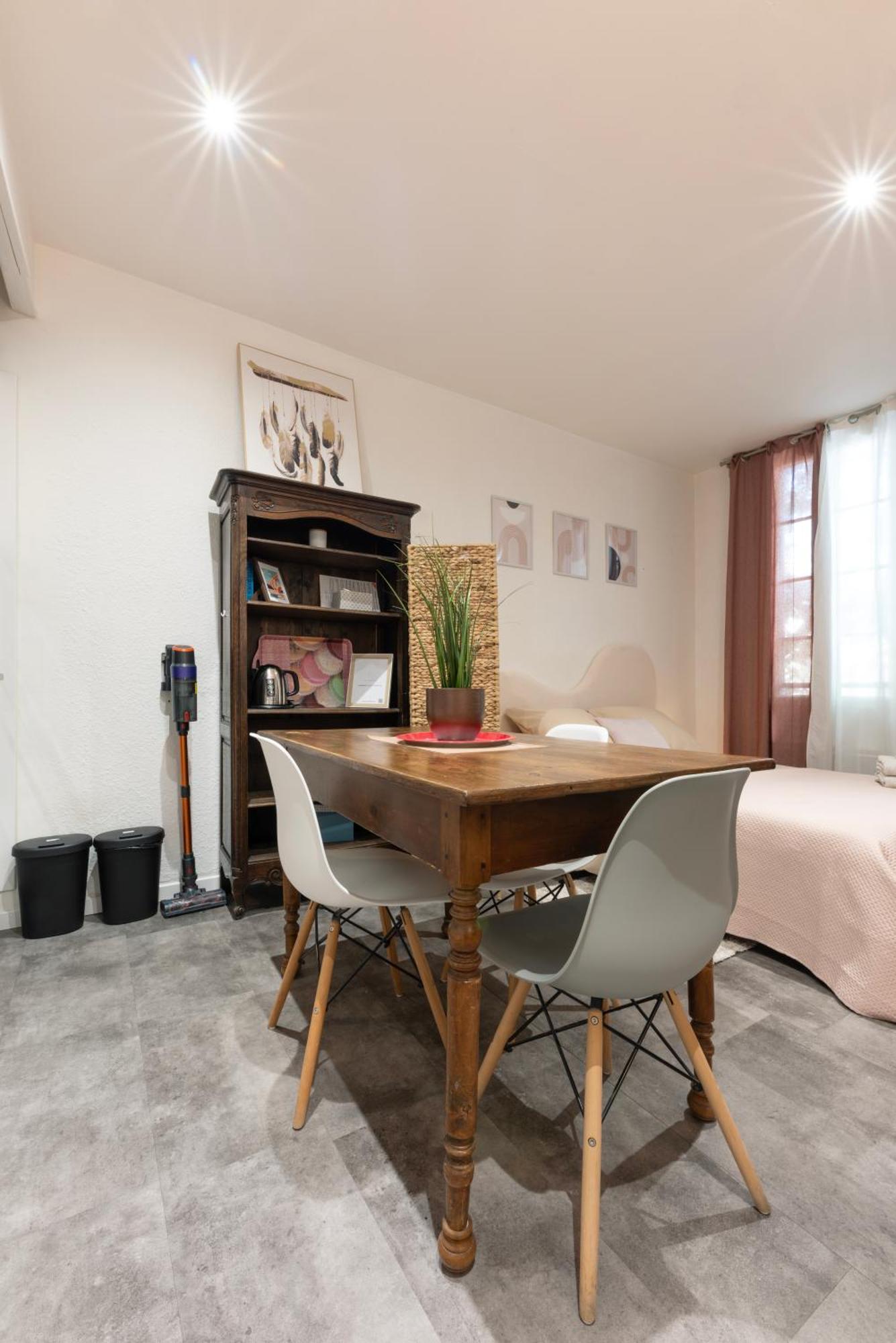 La Casita - Studio Confort Avec Parking Prive - Lit Douillet - Centre Uzes, Pont Du Gard Экстерьер фото