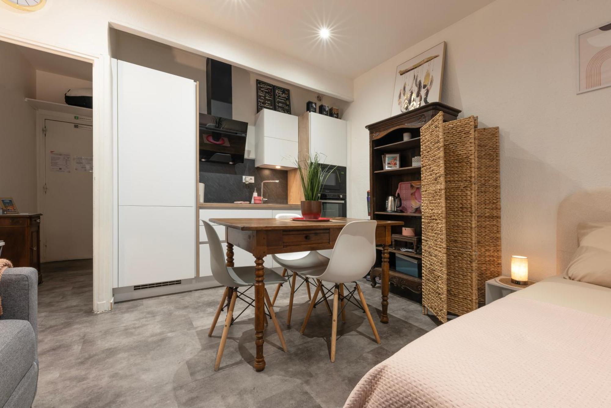 La Casita - Studio Confort Avec Parking Prive - Lit Douillet - Centre Uzes, Pont Du Gard Экстерьер фото